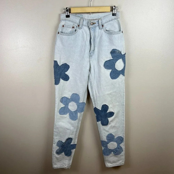 VTG Levi's 521 Jeans Womens Size 8 Floral Applique 90s 1994 Light Wash High Rise - Picture 1 of 15